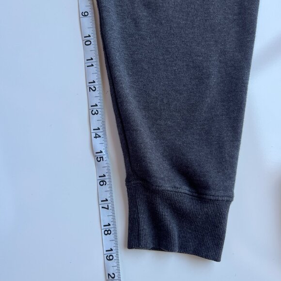 Torrid Love Graphic Long Sleeve Sweatshirt Gray Top Cotton Blend Womens Size 1 - Picture 8 of 9